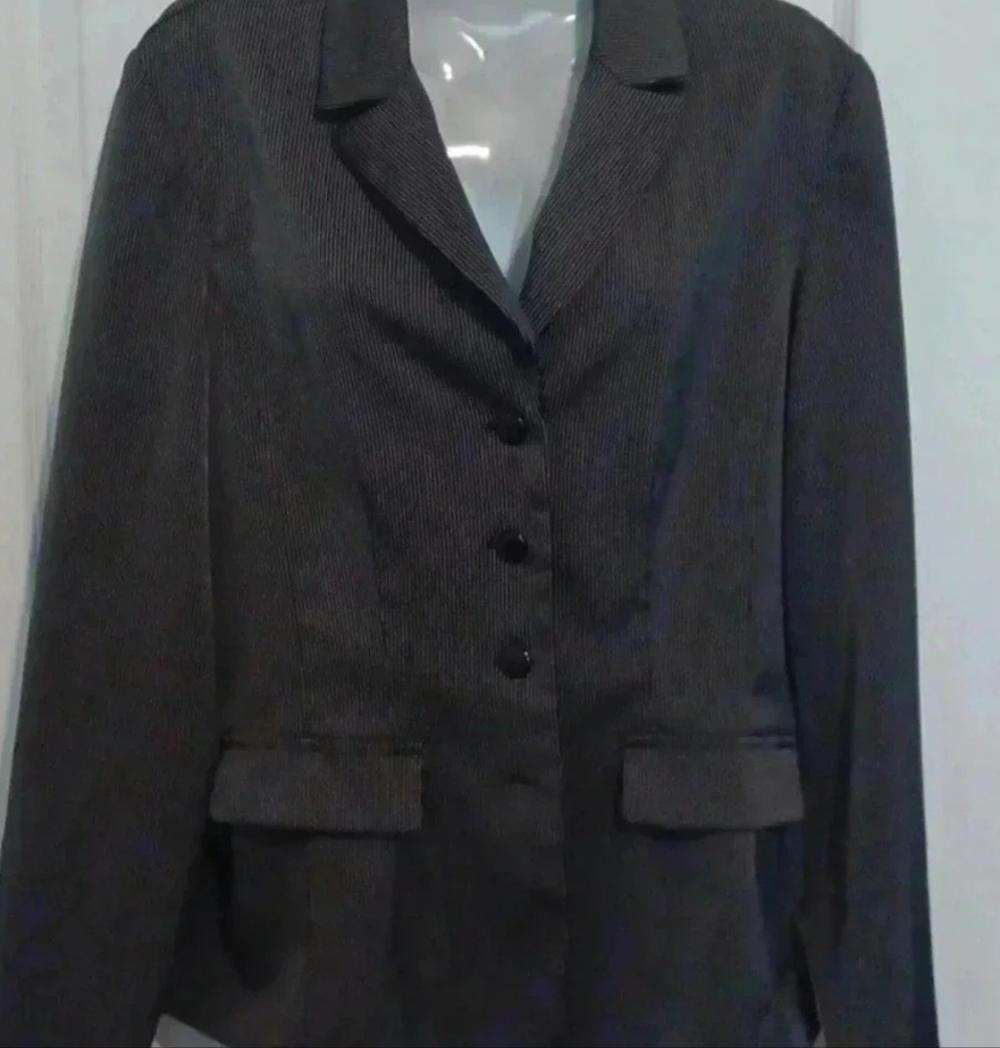 - Kc Spencer Striped Pants Set Women's Size 8